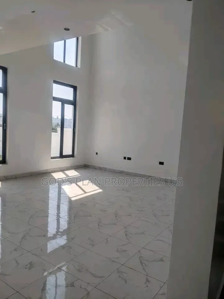 4bdrm Duplex in Buziga, Central Division for rent in Central Division