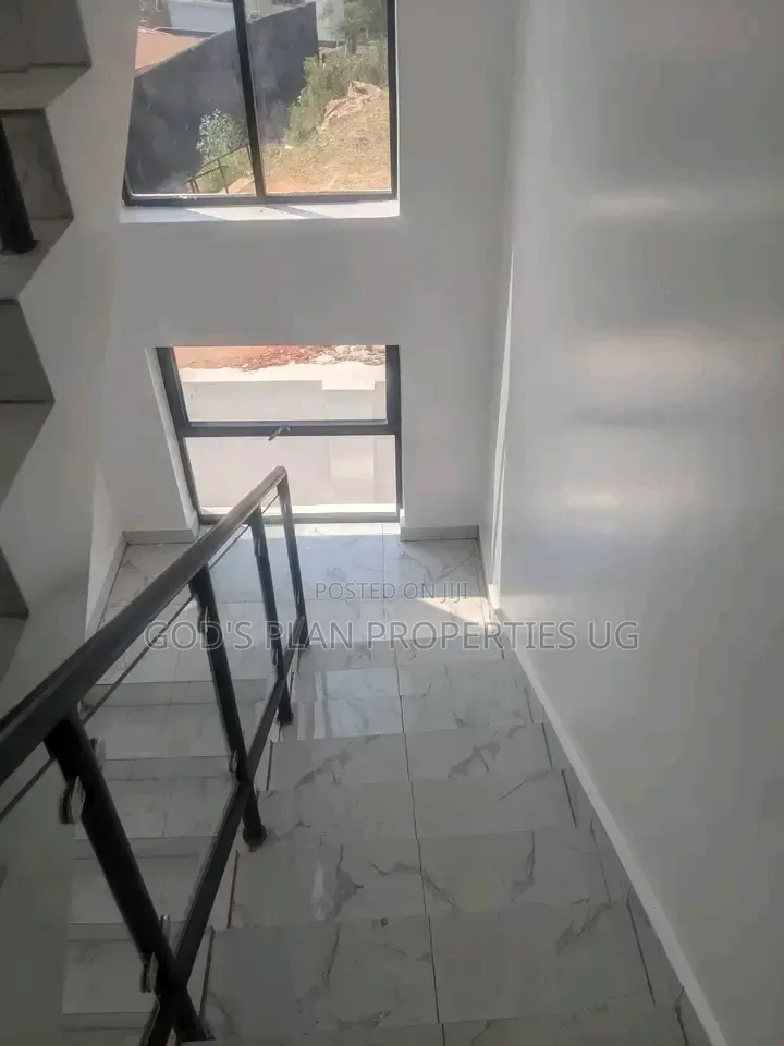 4bdrm Duplex in Buziga, Central Division for rent in Central Division
