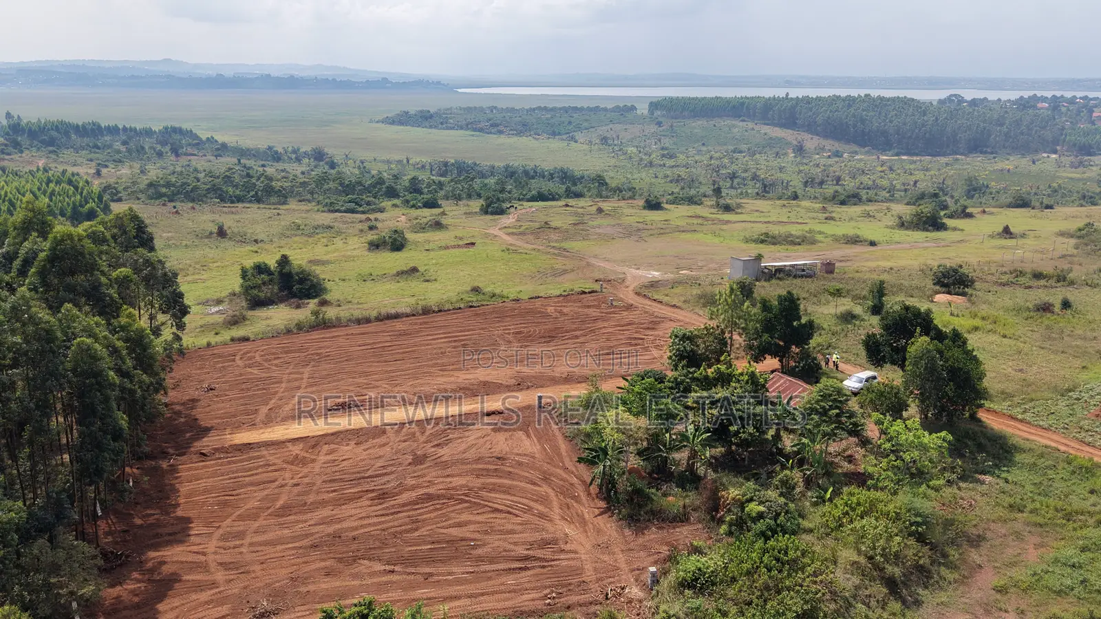 New Estate in Entebbe - Buwaya Sazi Titled 12 Decimals Near Road in Kasanje