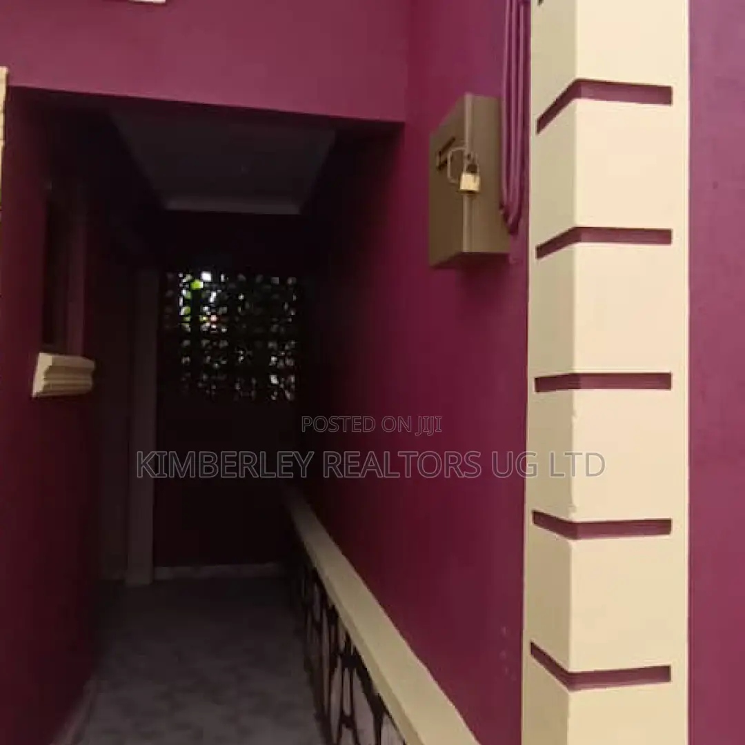 4bdrm Duplex in Mukono TC for sale in Mukono TC