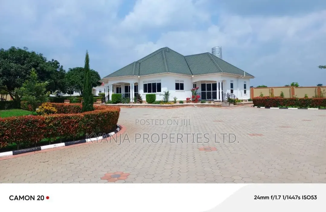 5bdrm Bungalow in Gayaza Estates, Kawempe for sale in Kawempe