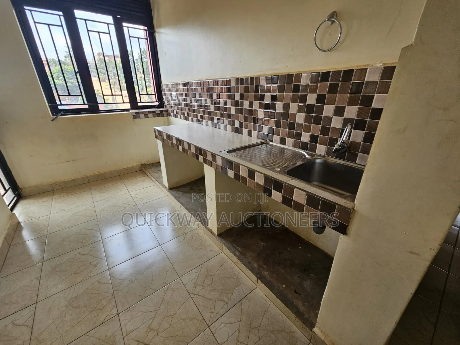 2bdrm Condo in Kira for sale in Kira