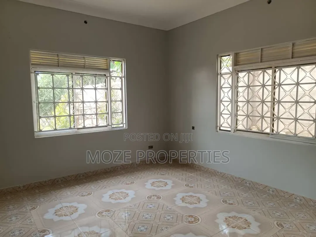3bdrm Bungalow in Mukono Nama, Central Division for sale in Central Division
