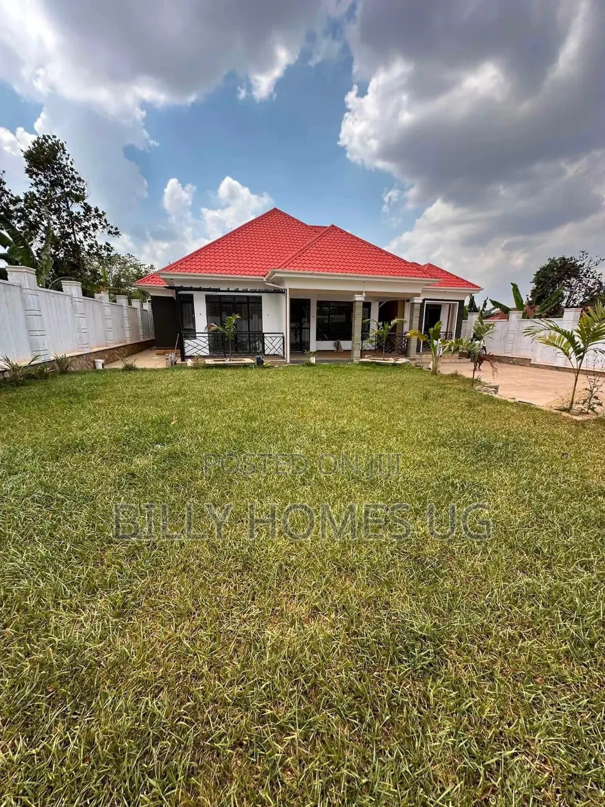 5bdrm Bungalow in Nangabo for sale in Nangabo