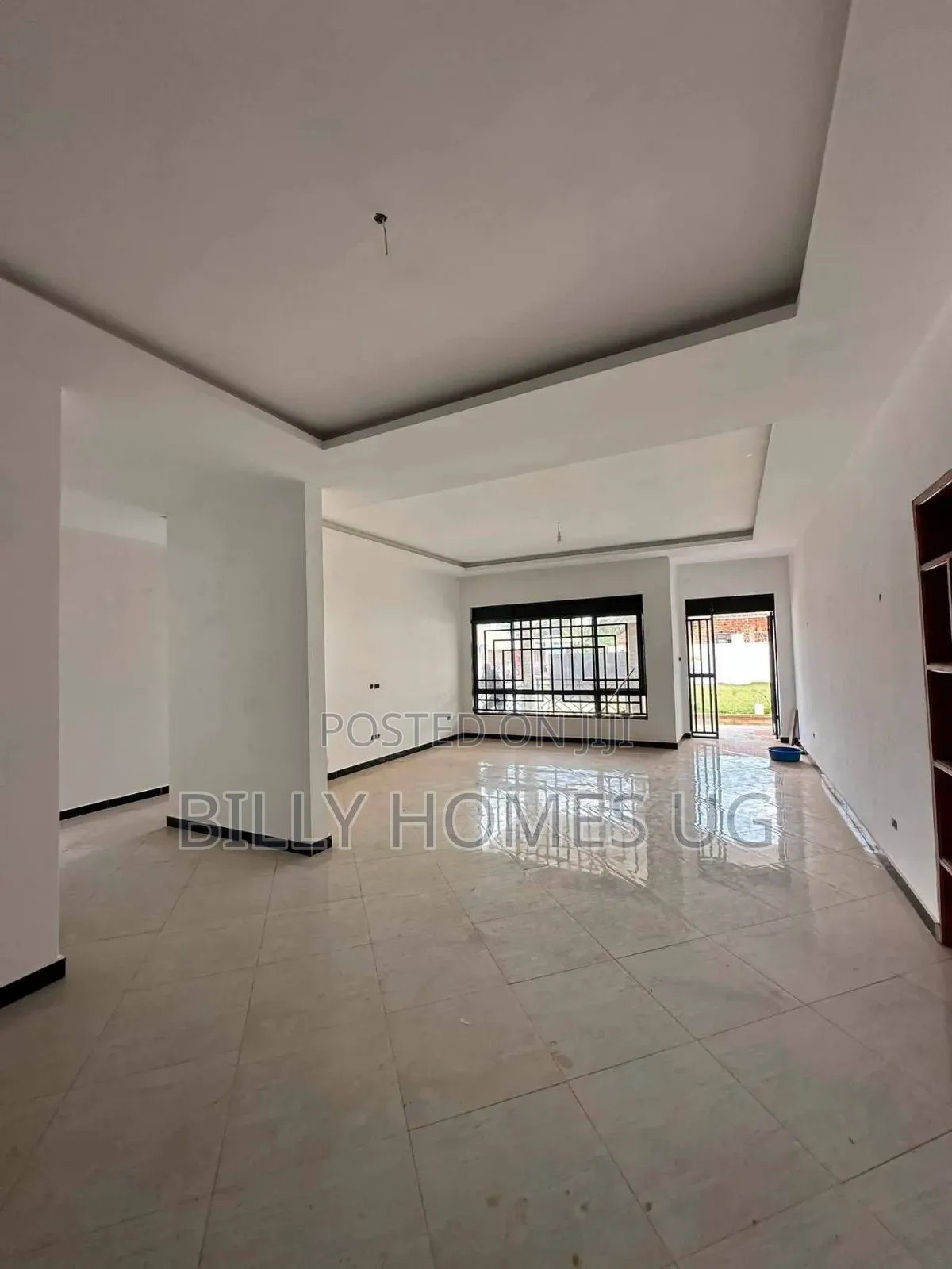 5bdrm Bungalow in Nangabo for sale in Nangabo
