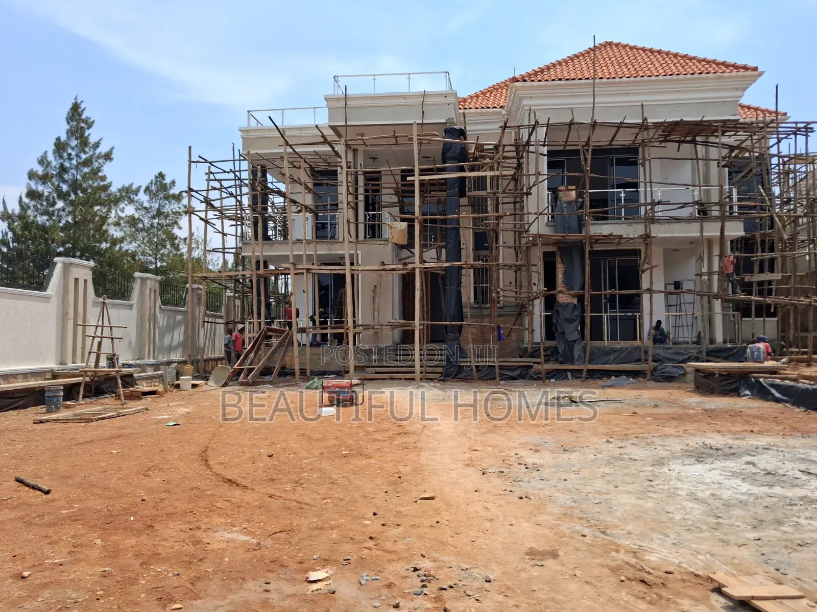 Furnished 7bdrm Mansion in Kira for sale in Kira
