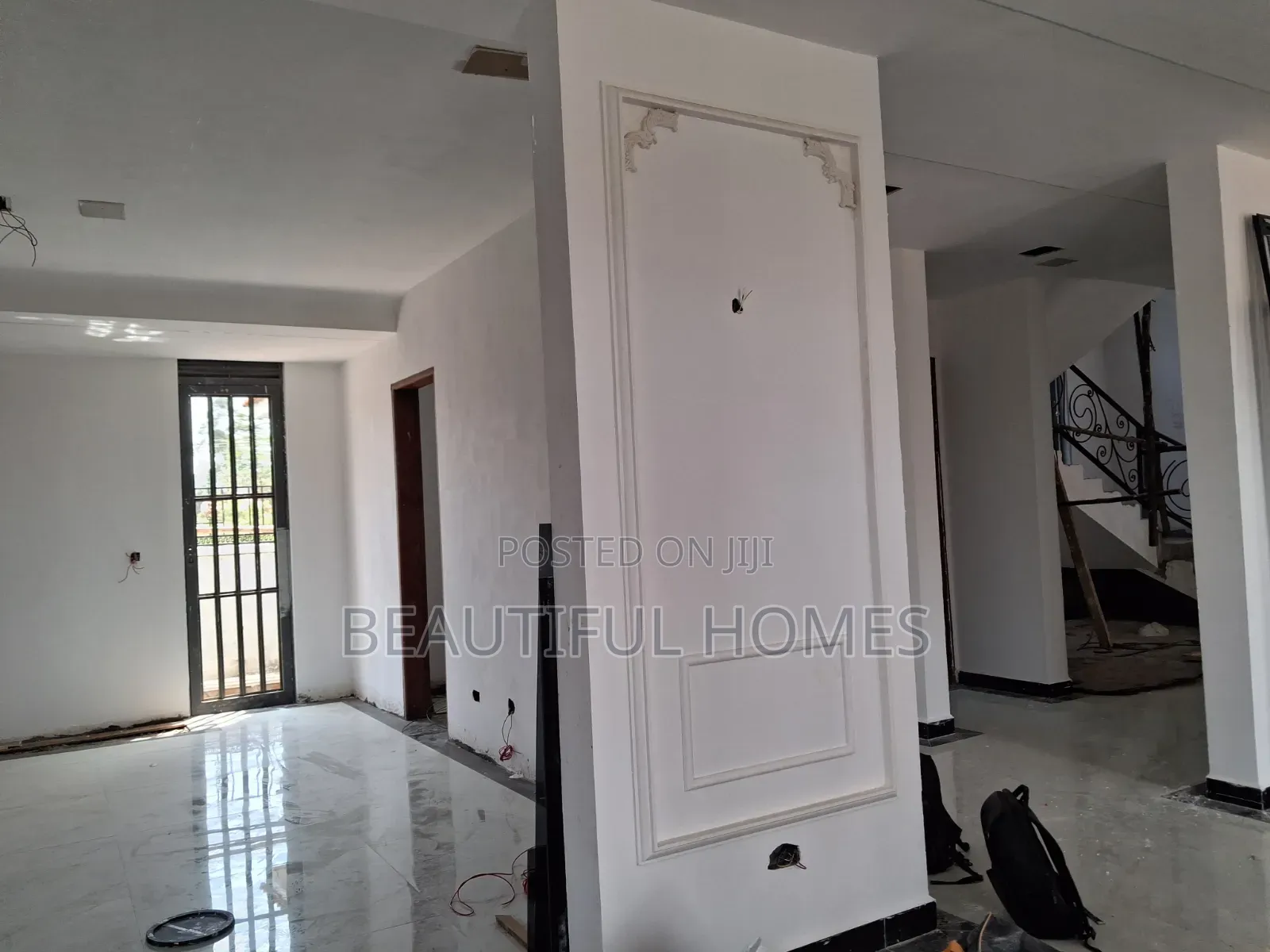 Furnished 7bdrm Mansion in Kira for sale in Kira