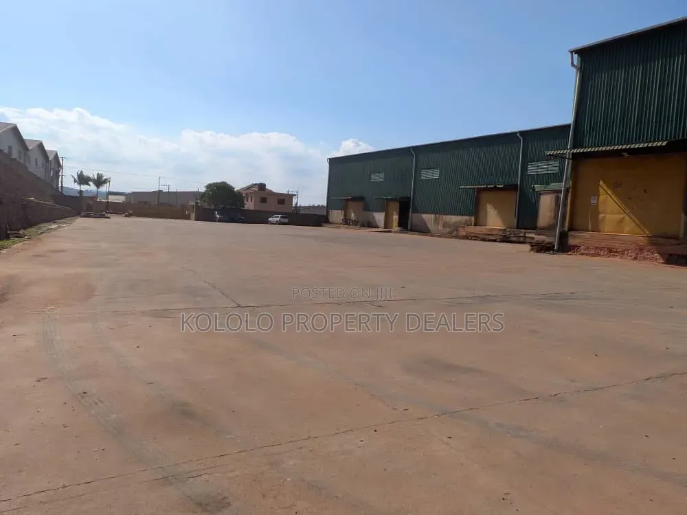 Warehouse for Sale in Namanve in Central Division