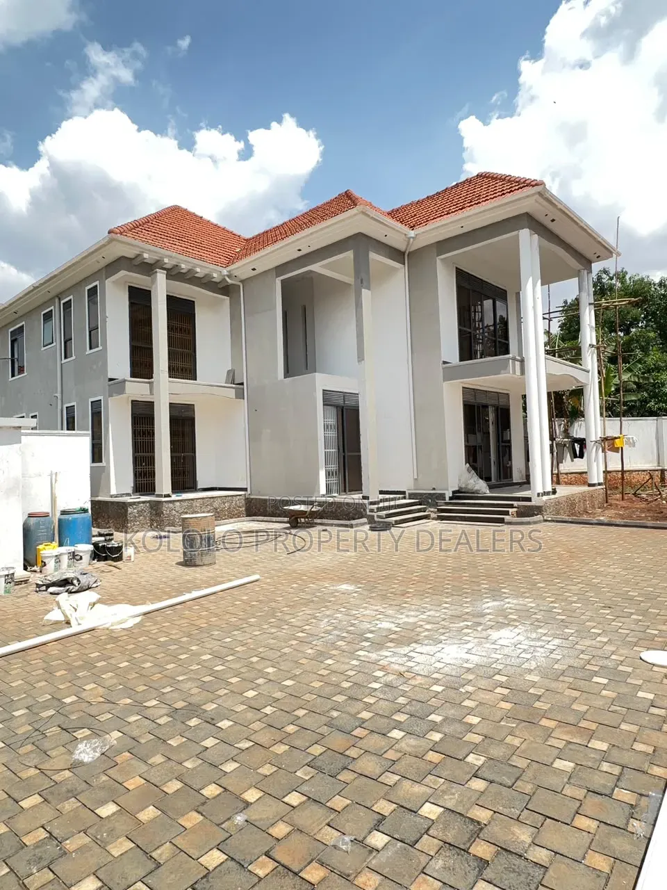 5bdrm Duplex in Kyanja, Central Division for sale in Central Division