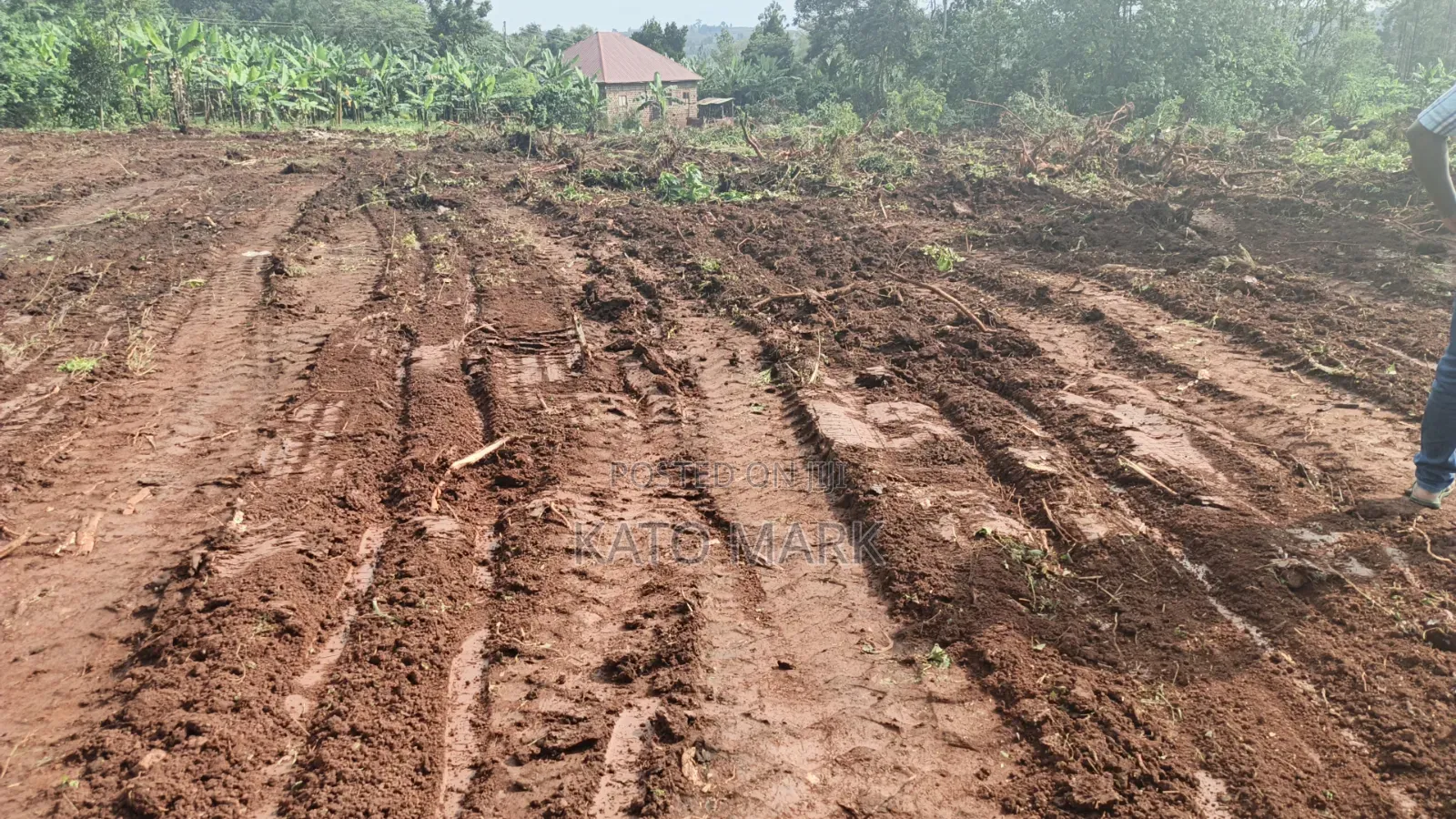 2 Acres for Sale Located at Kyabakade via Gayaza Road in Mukono TC