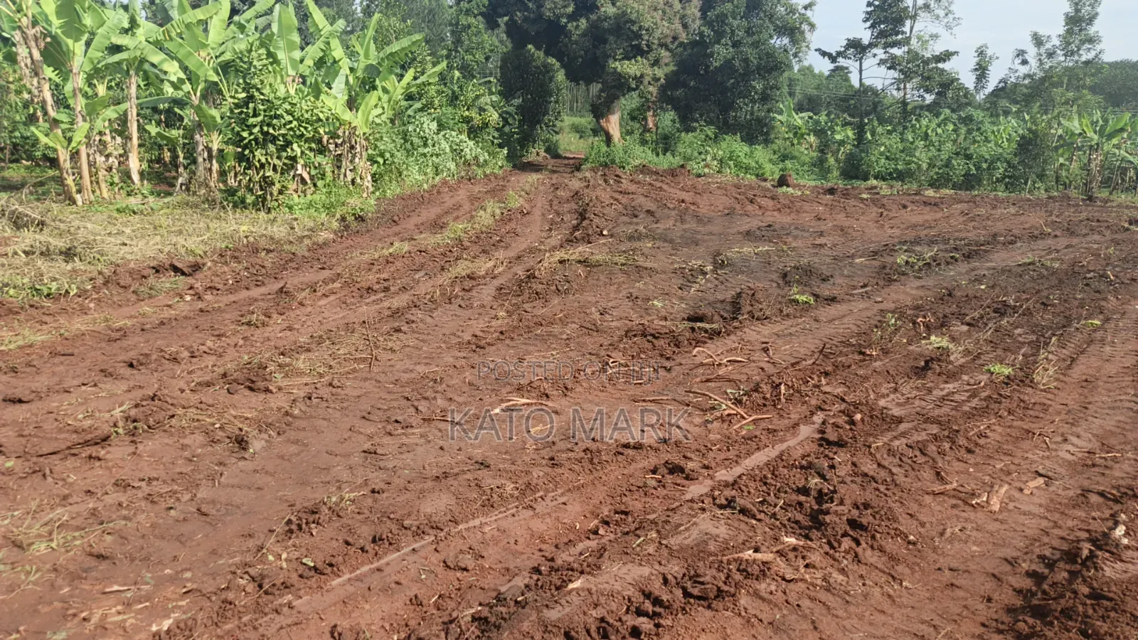 2 Acres for Sale Located at Kyabakade via Gayaza Road in Mukono TC