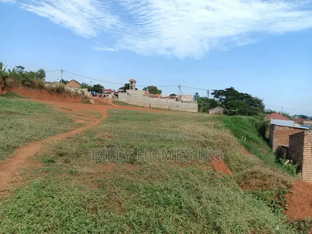 1acre Land for Sale in Bweyogerere-Kiwanga in Goma