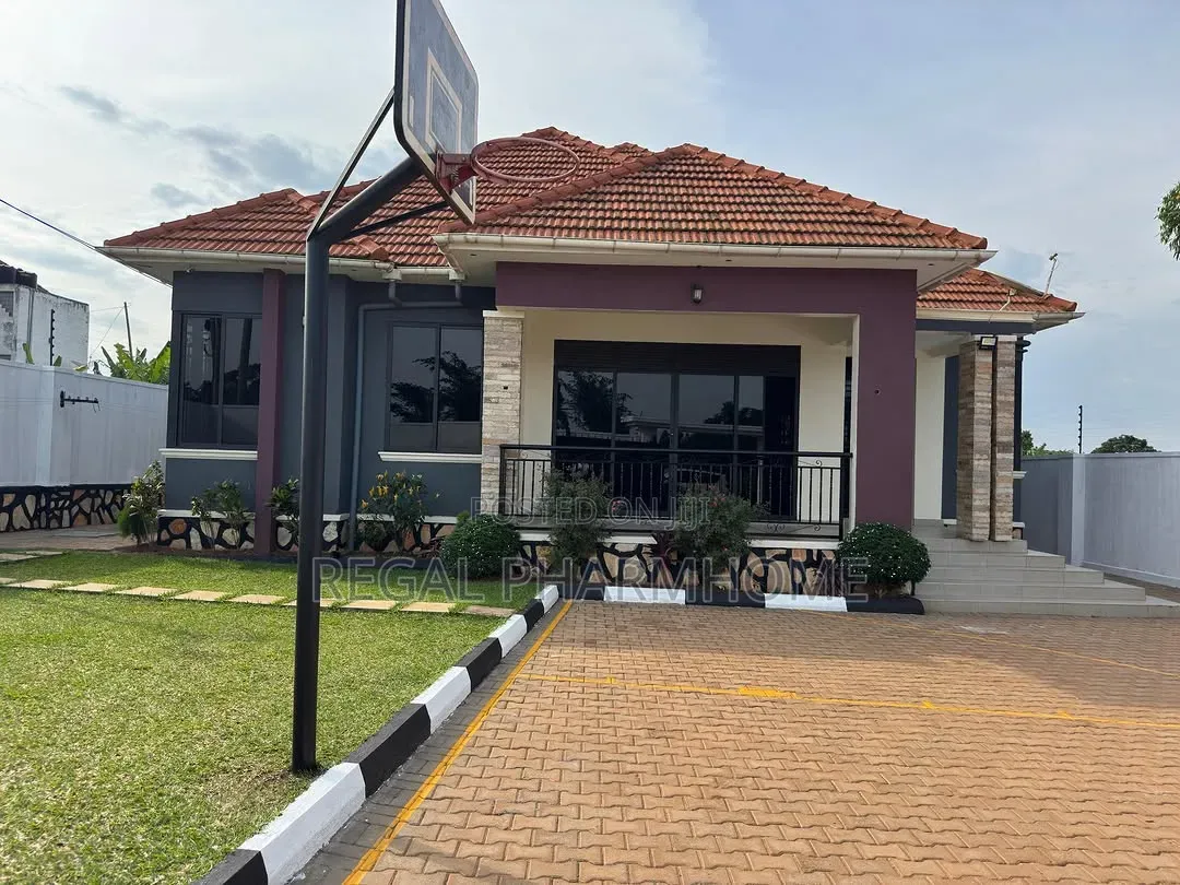4bdrm Bungalow in Nalaya, Central Division for rent in Central Division
