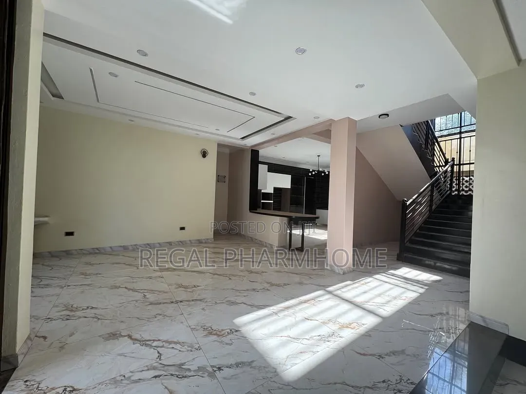 4bdrm Duplex in Bugolobi, Central Division for rent in Central Division