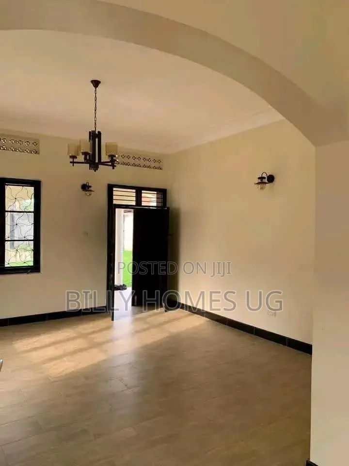 4bdrm Bungalow in Nakawa for sale in Nakawa
