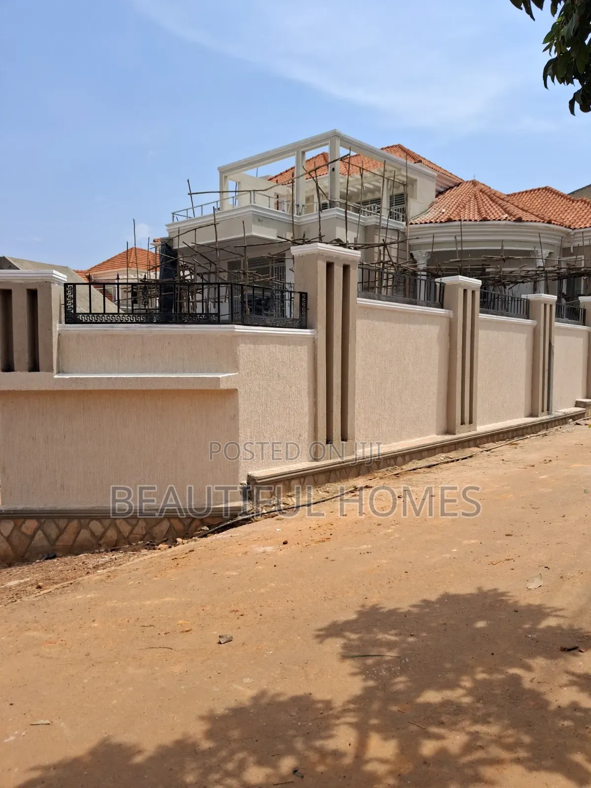 Furnished 7bdrm Duplex in Kira for sale in Kira