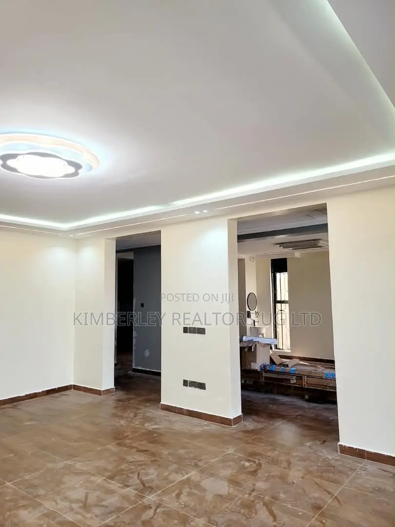 5bdrm House in Lubowa, Division A for sale in Division A