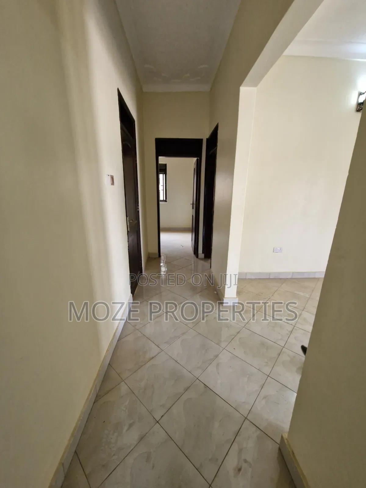 3bdrm Bungalow in Kira Mamerito Road., Central Division for rent in Central Division
