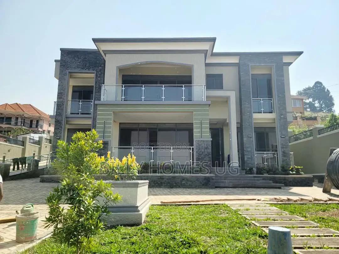 5bdrm Mansion in Ssisa for sale in Ssisa