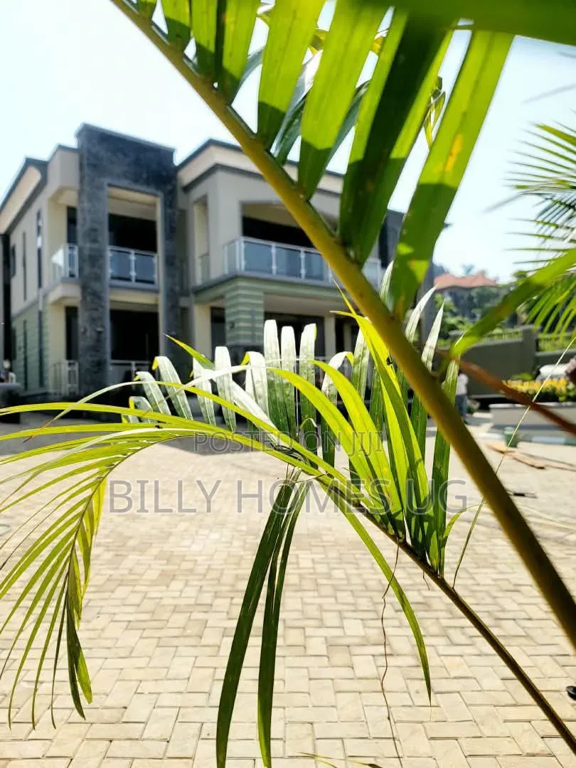 5bdrm Mansion in Ssisa for sale in Ssisa