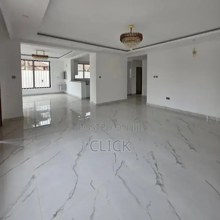 5bdrm Duplex in Bugolobi, Central Division for rent in Central Division