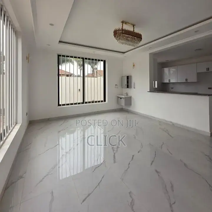 5bdrm Duplex in Bugolobi, Central Division for rent in Central Division