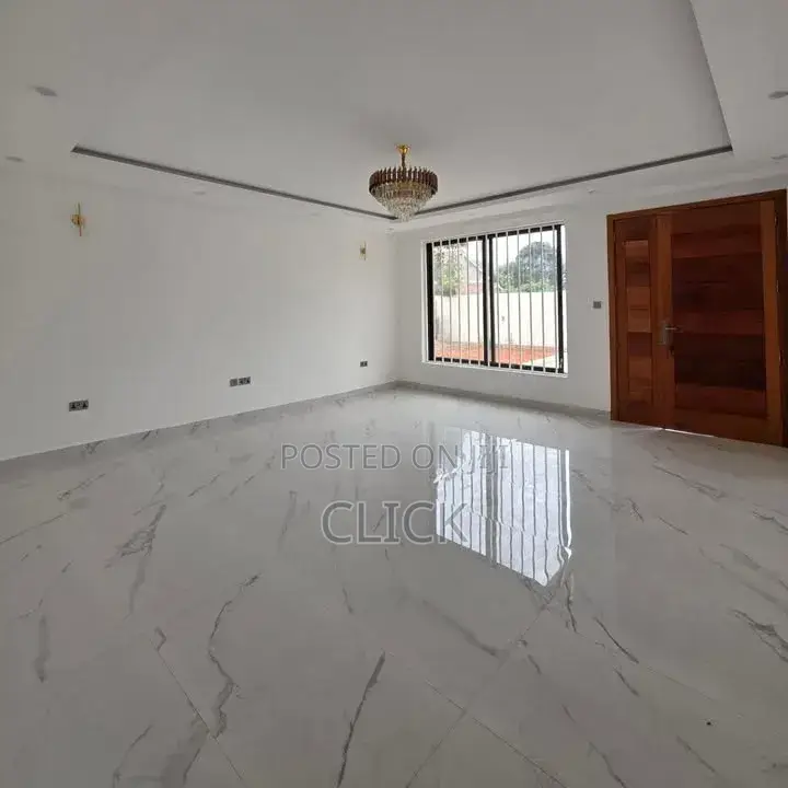 5bdrm Duplex in Bugolobi, Central Division for rent in Central Division