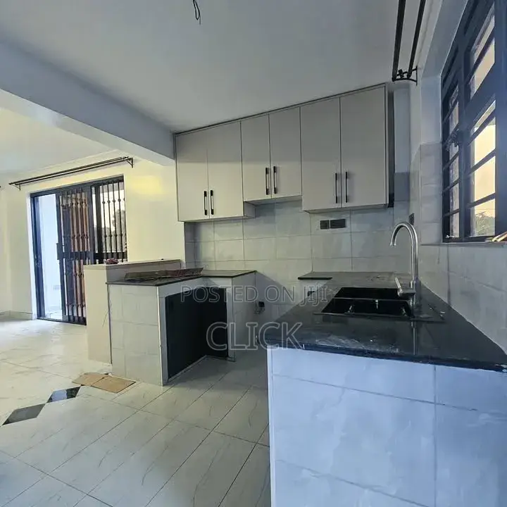 3bdrm Apartment in Kisaasi, Central Division for rent in Central Division