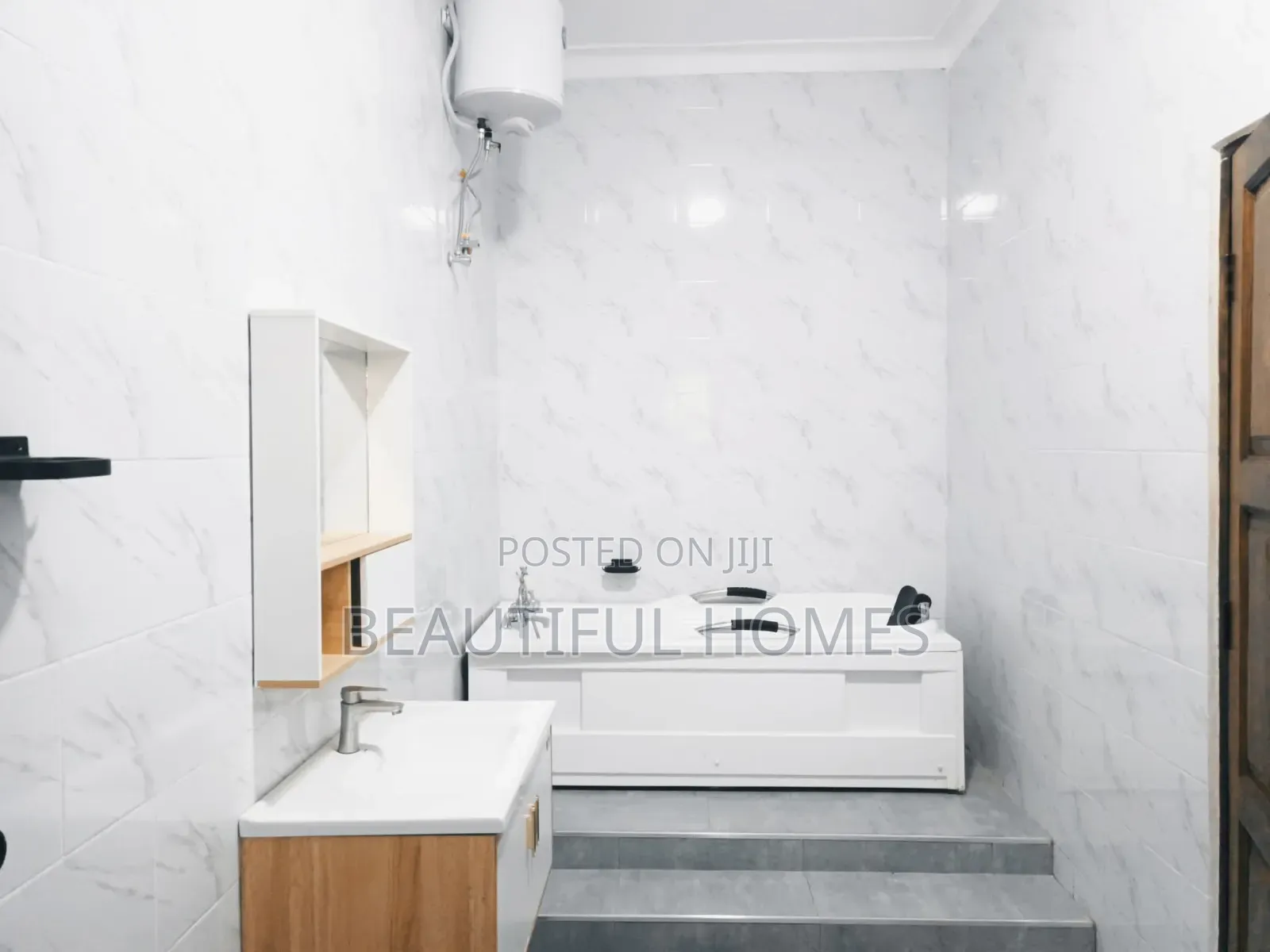 Furnished 2bdrm Apartment in Bukoto, Central Division for sale in Central Division