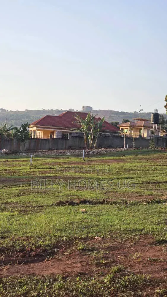 Plots for Sale Located in Kitende-Lumuli in Ssisa