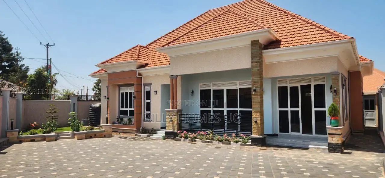 4bdrm Bungalow in Ssisa for sale in Ssisa