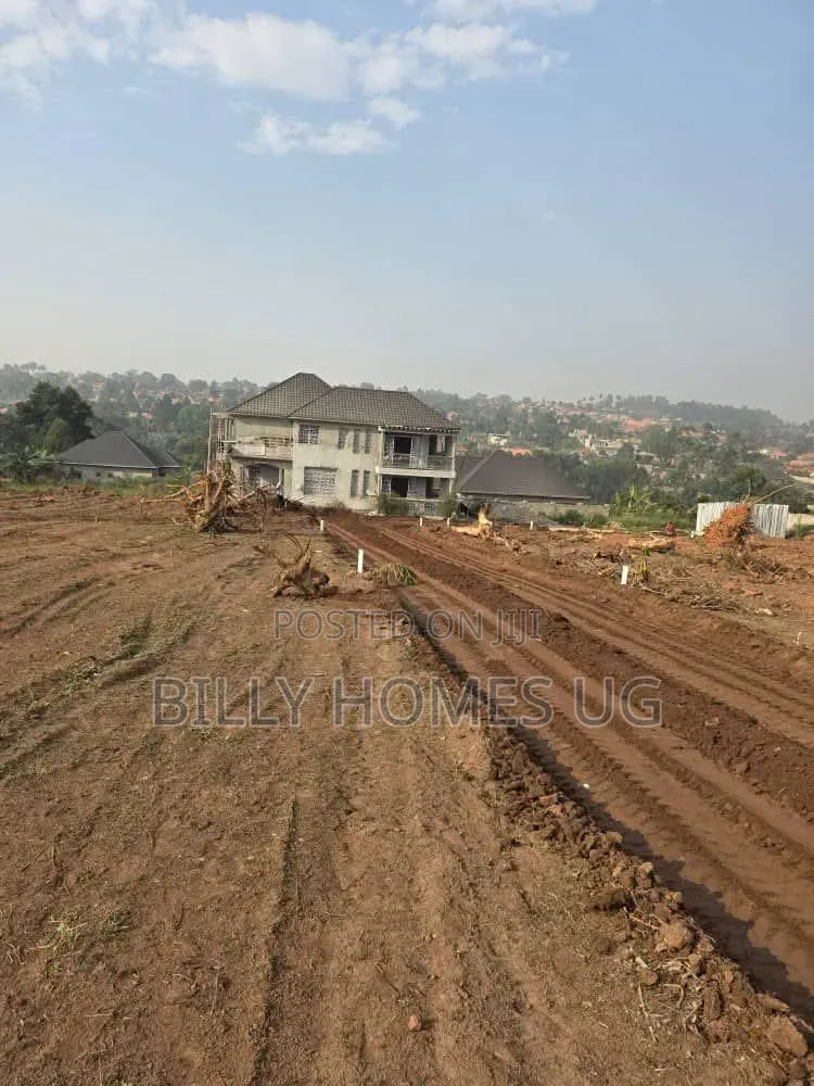 Plots for Sale Located in Temangalo-Sentema Road in Wakiso / Wakiso