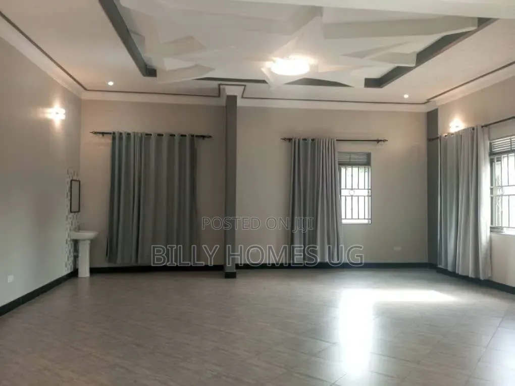 3bdrm House in Ssisa for sale in Ssisa