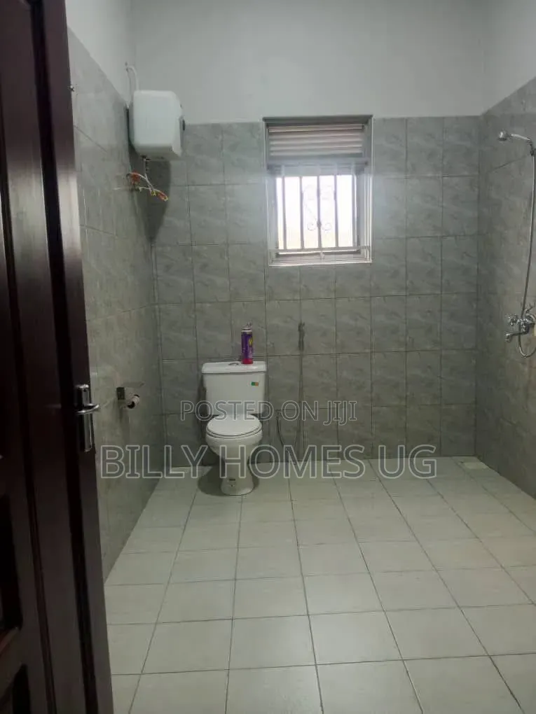 3bdrm House in Ssisa for sale in Ssisa