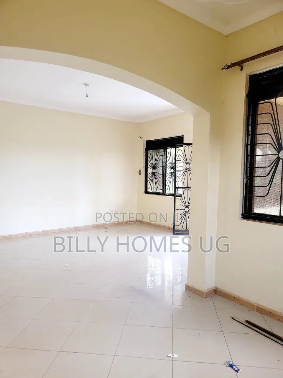 4bdrm Bungalow in Ssisa for sale in Ssisa