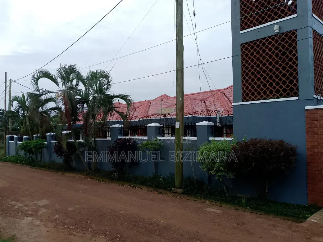 Furnished 2bdrm Apartment in Kirinya, Central Division for sale in Central Division