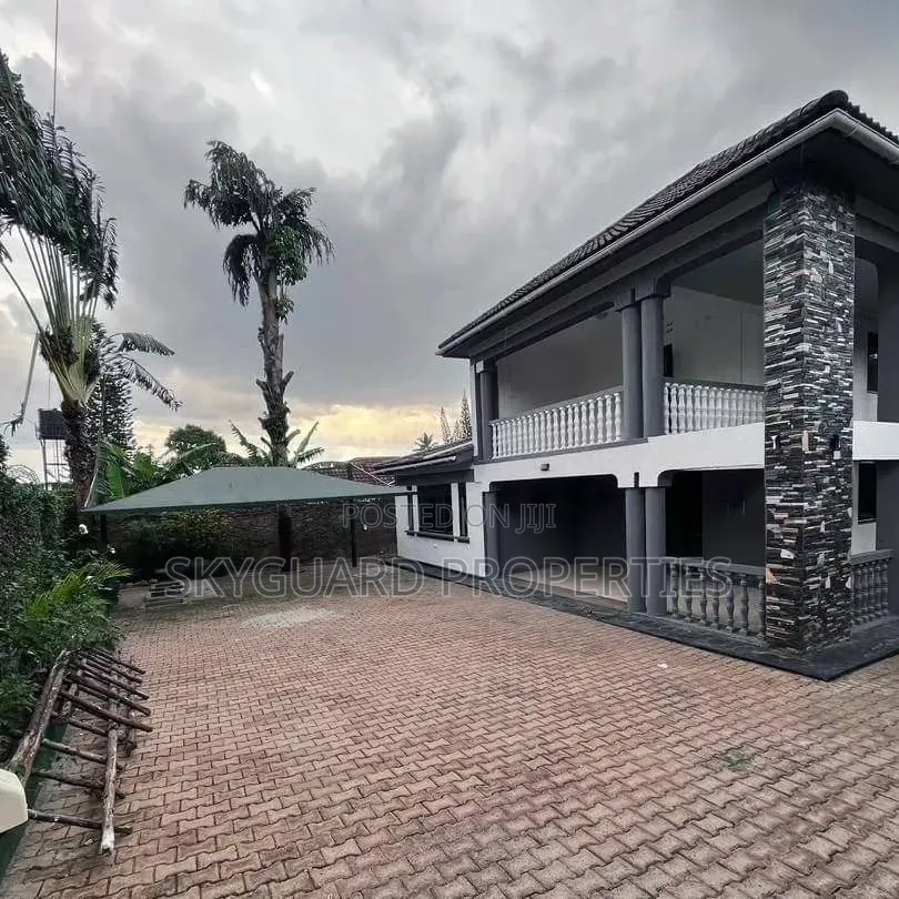 5bdrm House in Buziga, Central Division for rent in Central Division
