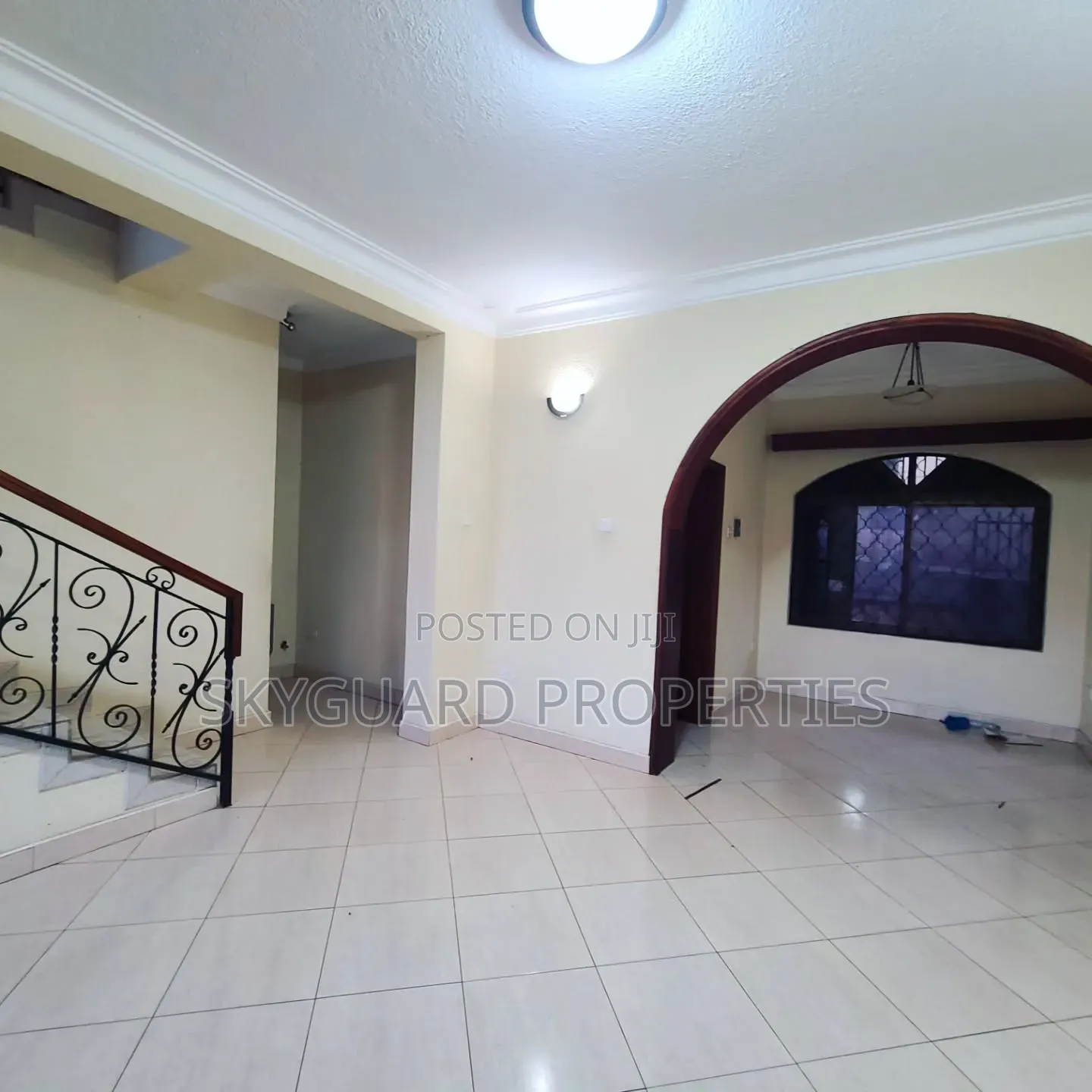 2bdrm Apartment in Konge Lukuli, Central Division for rent in Central Division