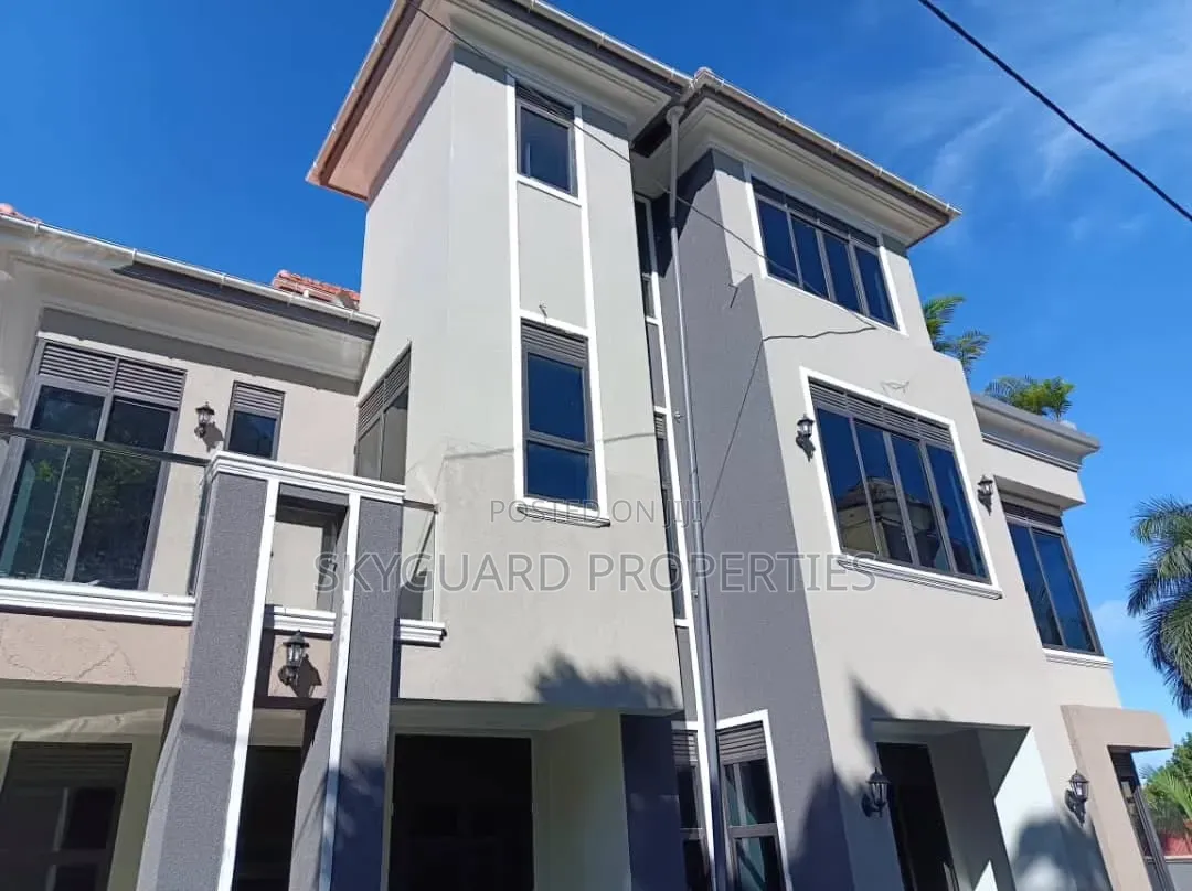 6bdrm Mansion in Kigo, Central Division for rent in Central Division