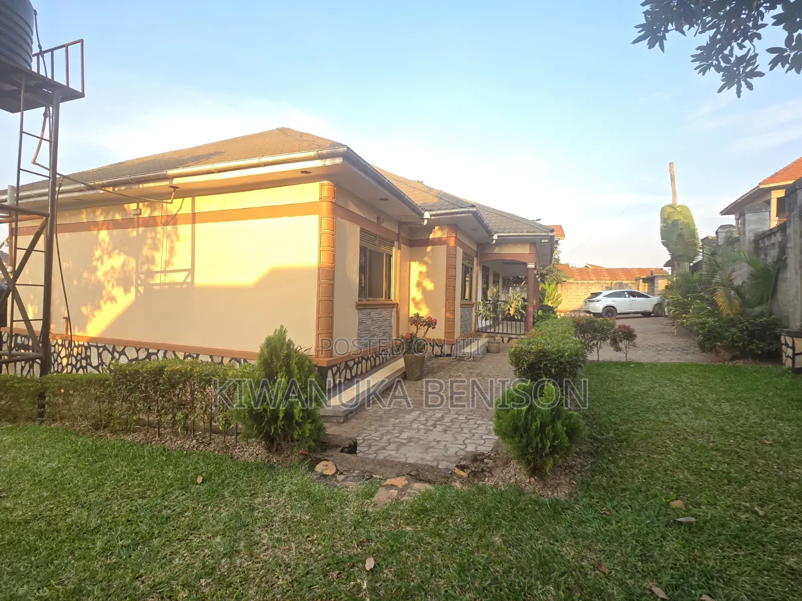 4bdrm House in Bulenga, Central Division for sale in Central Division