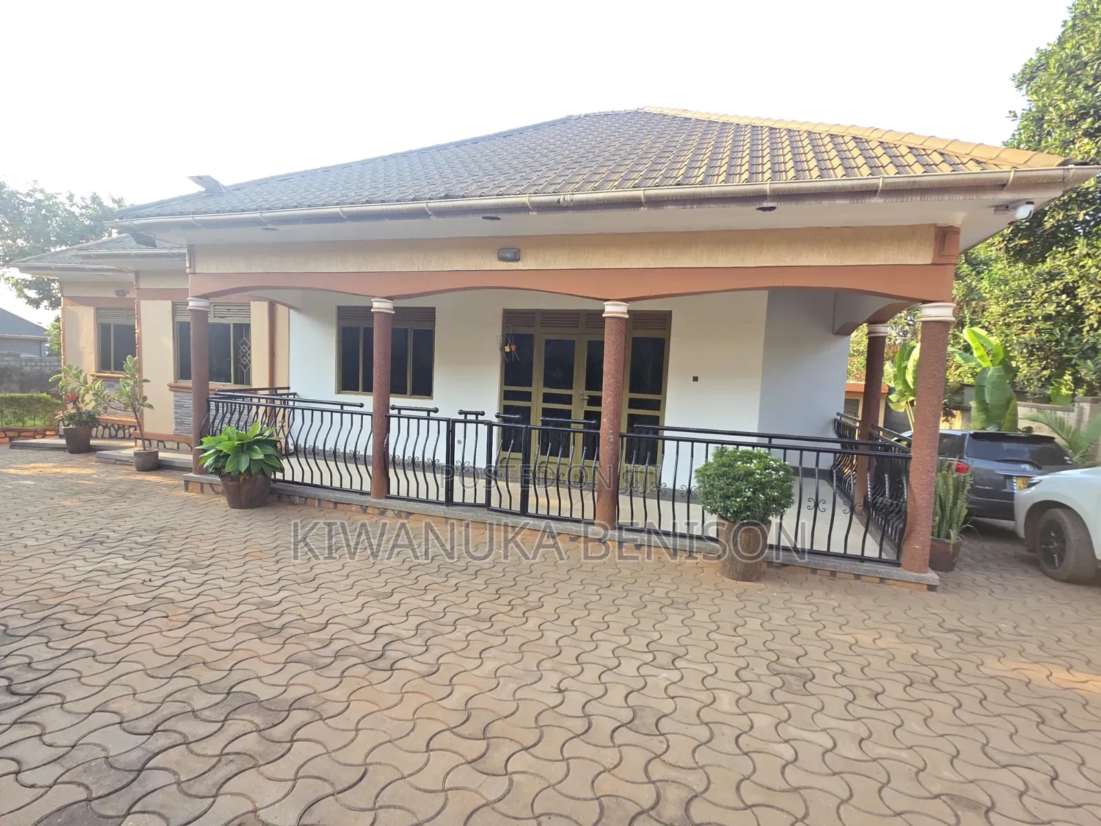 4bdrm House in Bulenga, Central Division for sale in Central Division