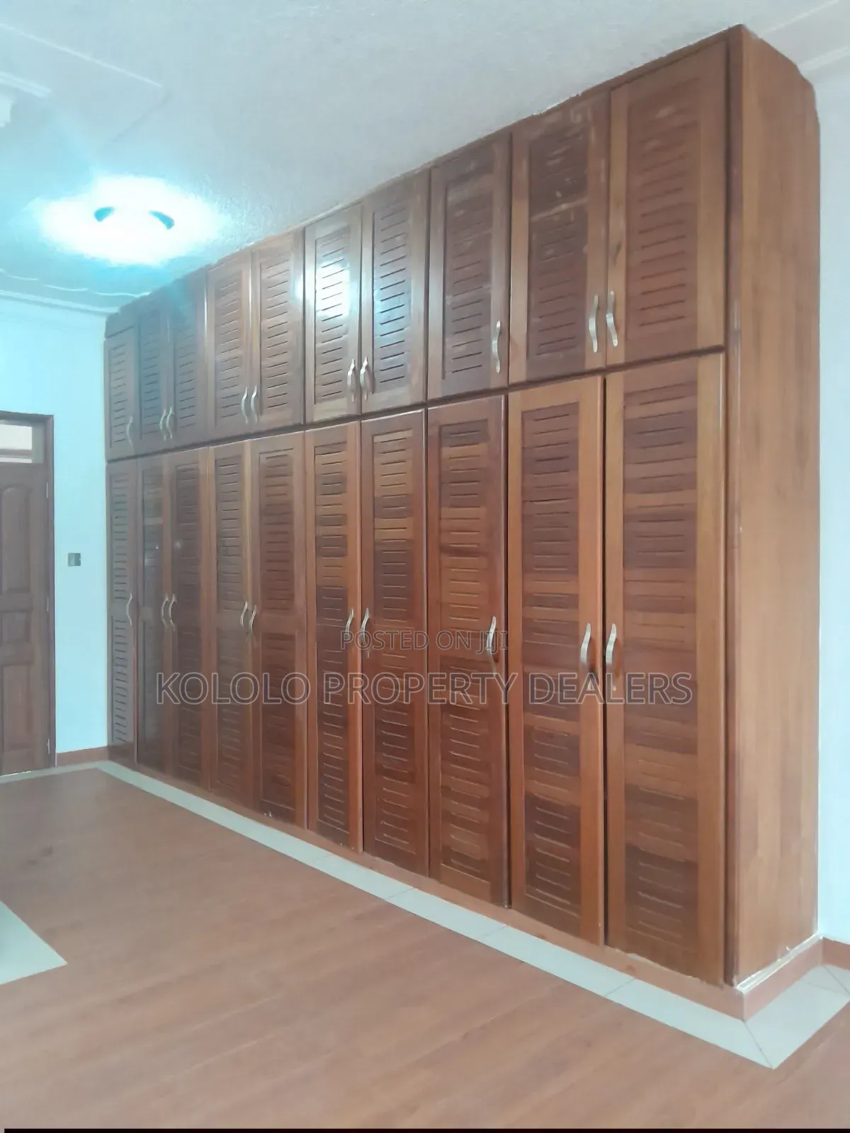 5bdrm Mansion in Buziga, Central Division for rent in Central Division