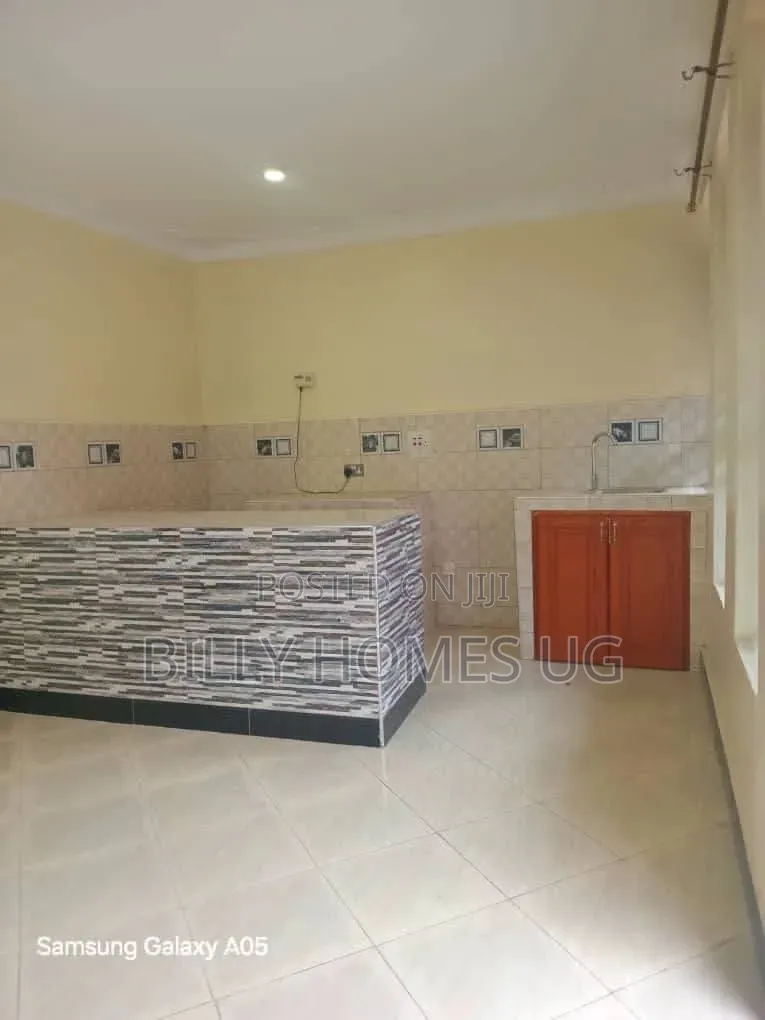 3bdrm Bungalow in Nsangi for sale in Nsangi