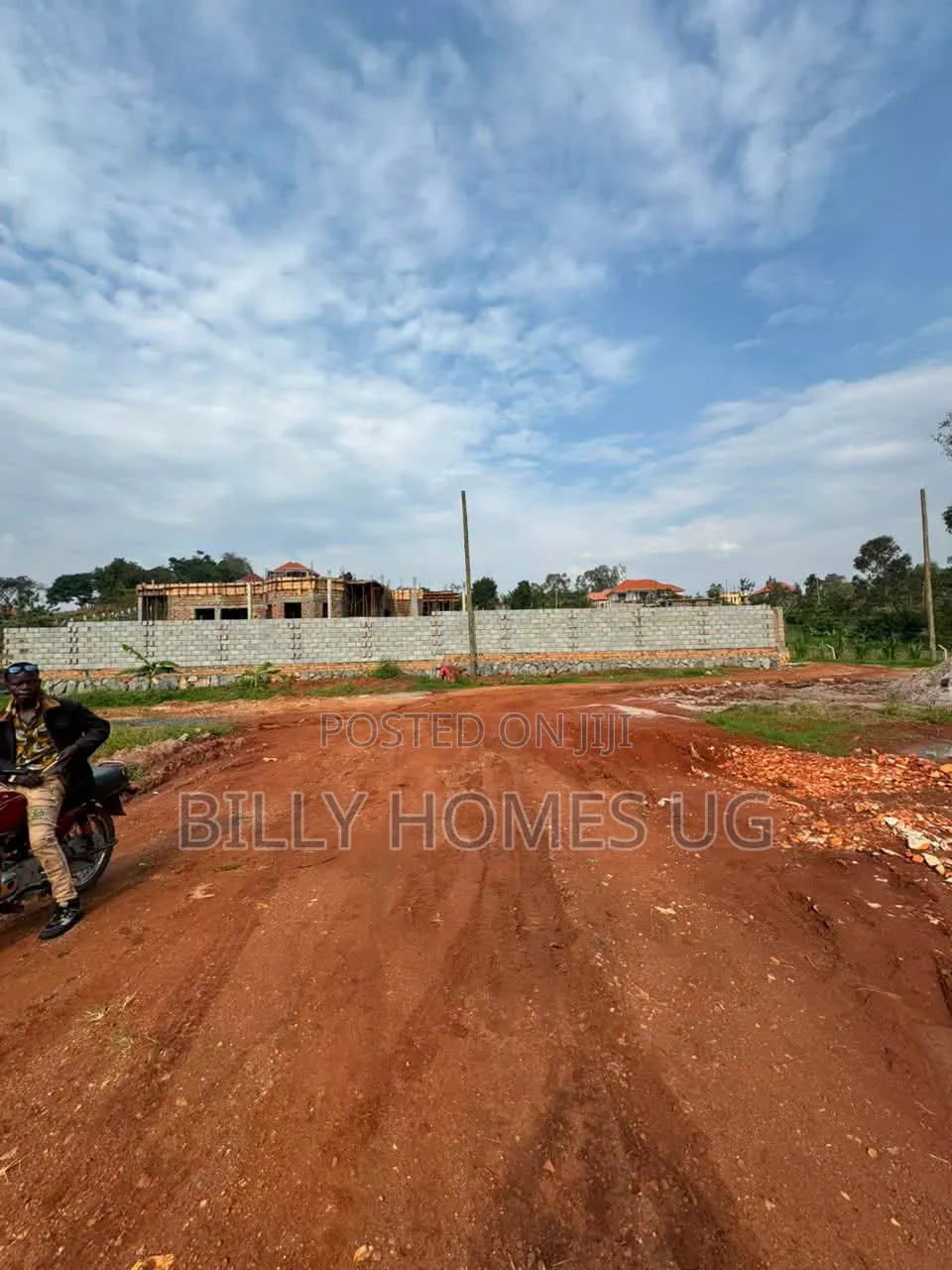 Plots for Sale Located in Kira-Kitukutwe in Kira