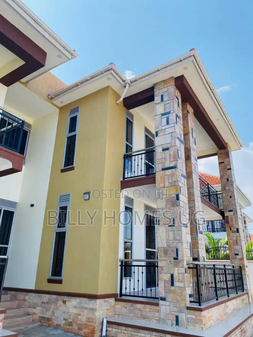 6bdrm Mansion in Ssabagabo-Makindye for sale in Ssabagabo-Makindye