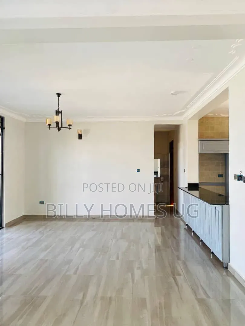 6bdrm Mansion in Ssabagabo-Makindye for sale in Ssabagabo-Makindye