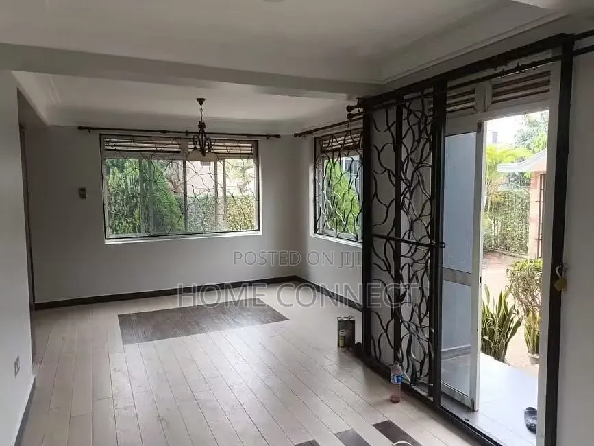 5bdrm Duplex in Luzira Kabalega , Central Division for rent in Central Division