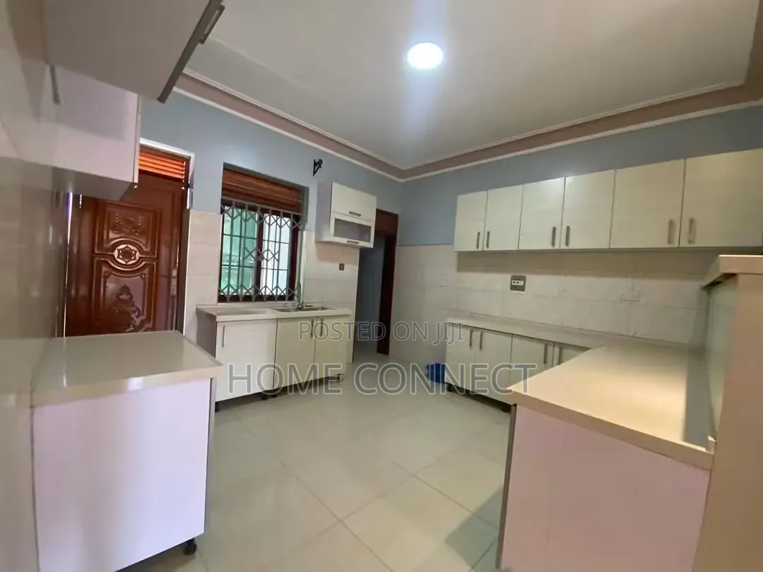 2bdrm Bedsitter in Kigo Serena, Central Division for rent in Central Division