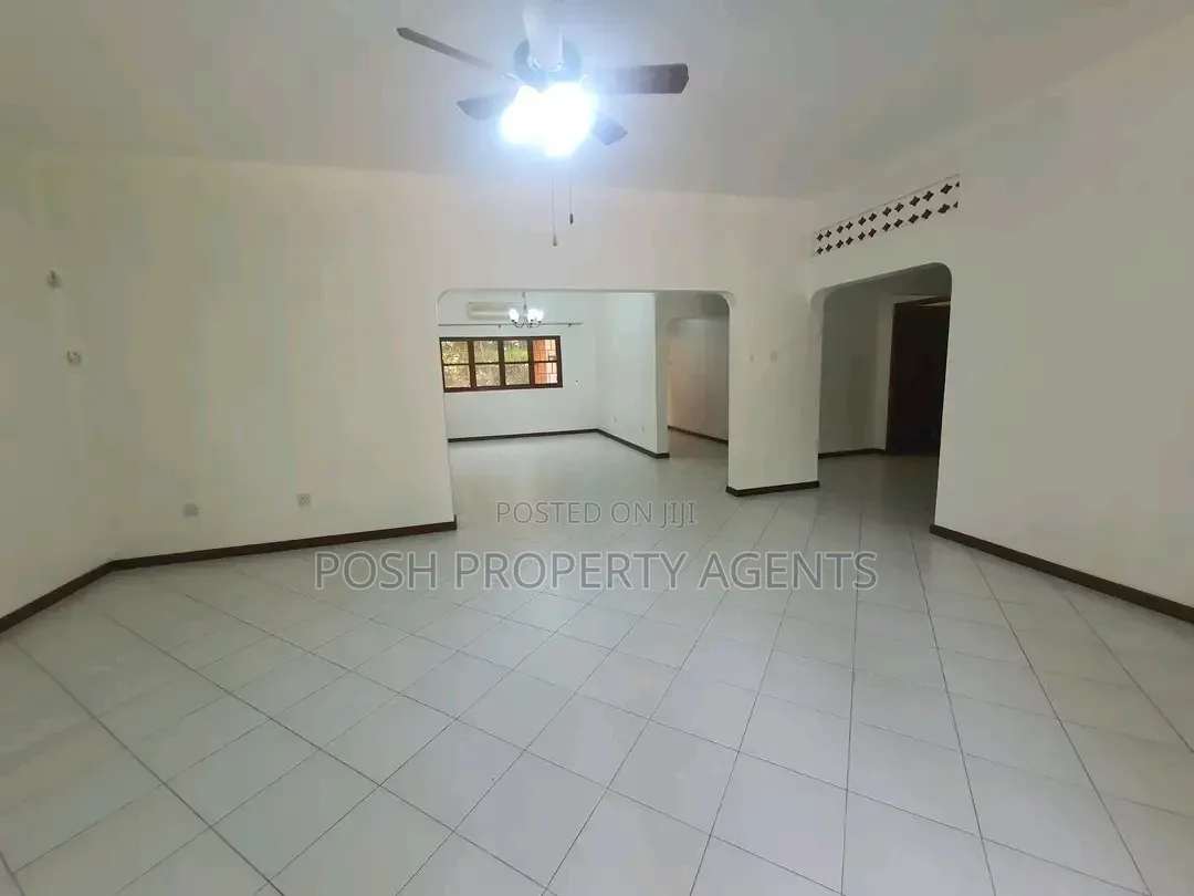 4bdrm Bungalow in Naguru, Central Division for rent in Central Division