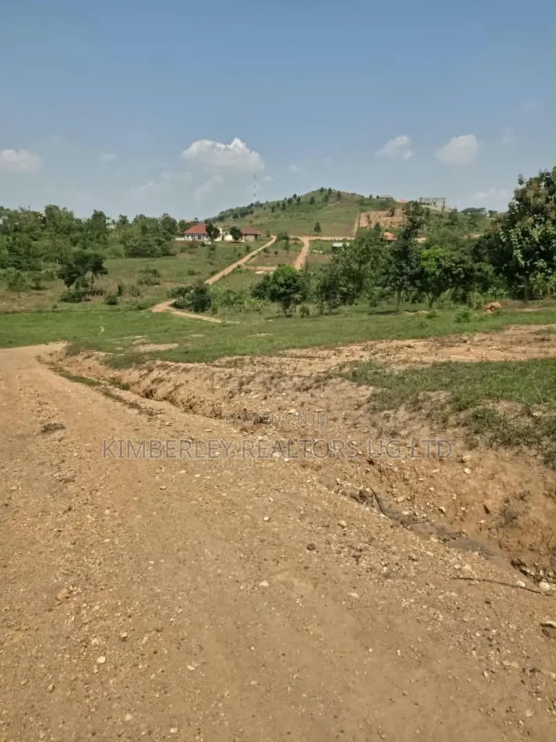 Plots for Sale – Gayaza Kiwenda! in Division A
